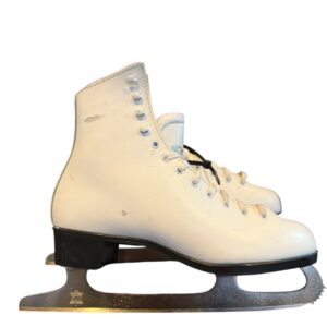 Used Dominion Figure Skates Size 6
