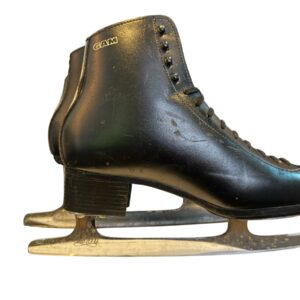 Used Gam Figure Skates Size 8