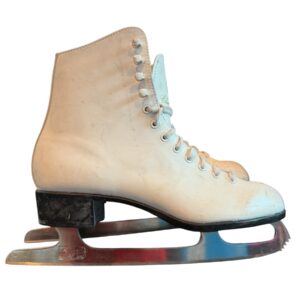 Used CCM Champion Deluxe Figure Skates Size 9