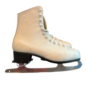Used CCM Competition Figure Skates Size 9